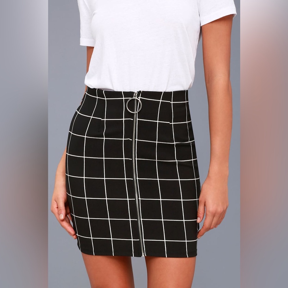 Lulu's Black/White Grid Skirt with Zipper